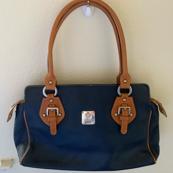 I Medici Handbags - EUC I Medici Italian Leather Bag